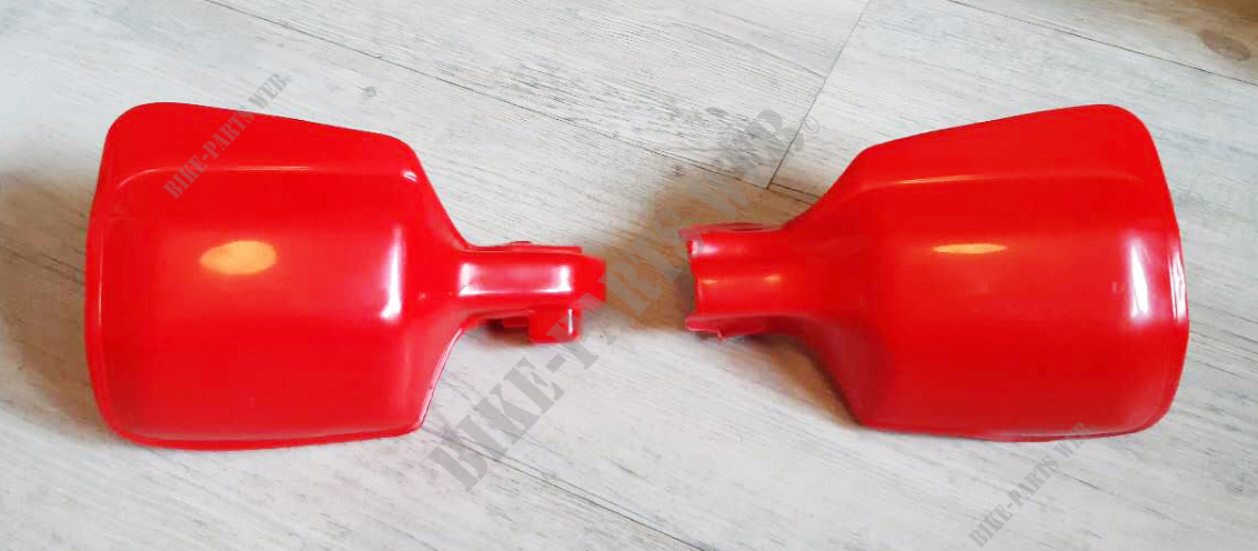 Paire de pare main rouge pour Honda XLR350, XLR600, XLM600 - PARE MAIN R134 XL350R/XL600R